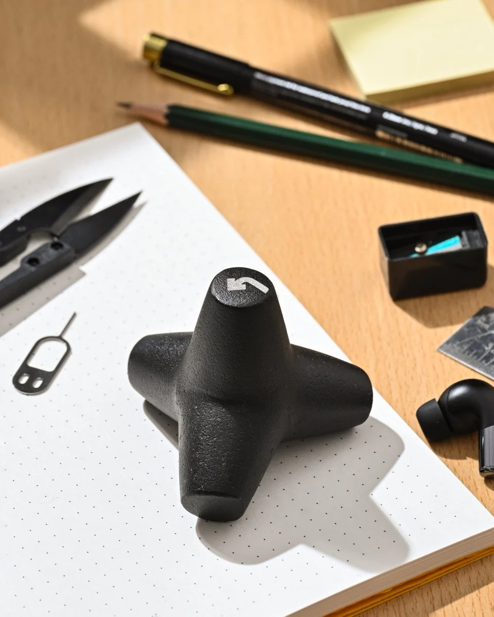 BLACK TETRAPOD - Image 4